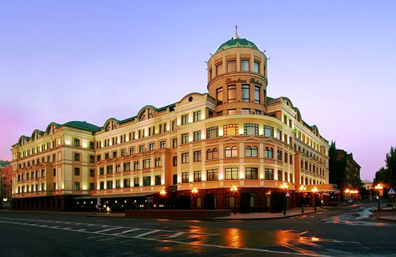 fasad_donbass_hotel